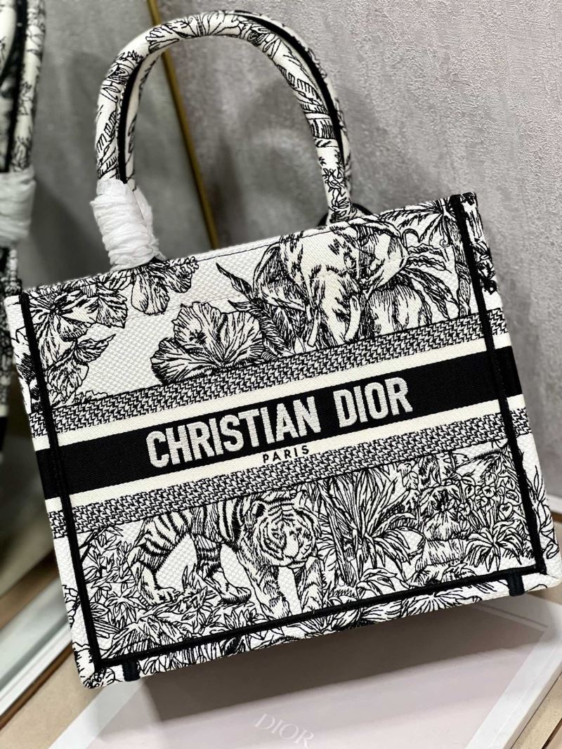 Dior Shopping Bags